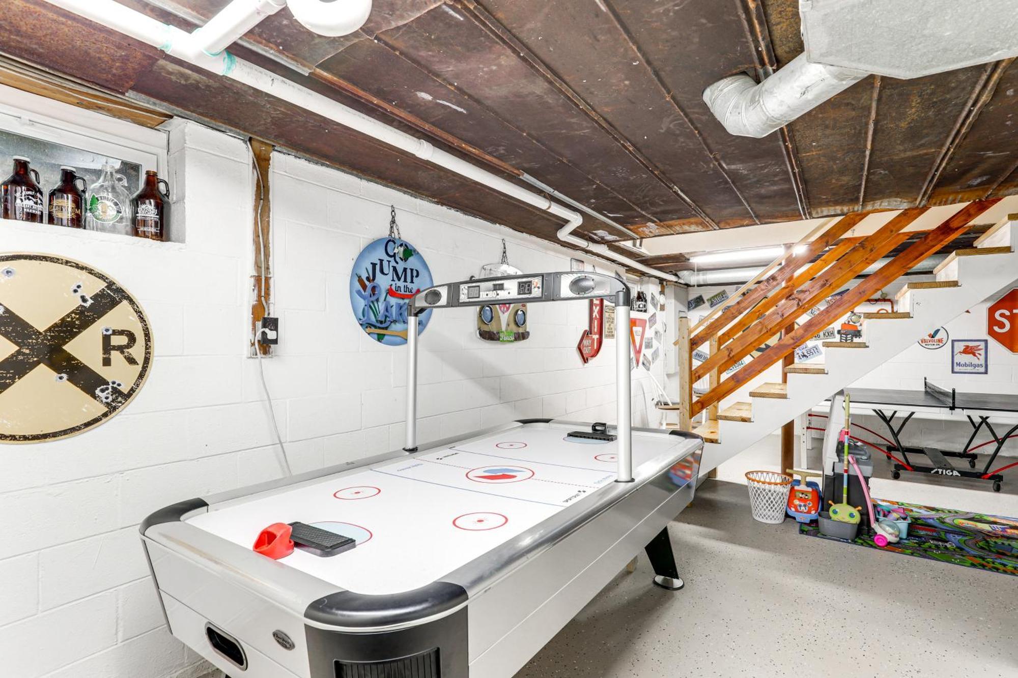 Updated Marshall Home With Fire Pit And Game Room! 외부 사진