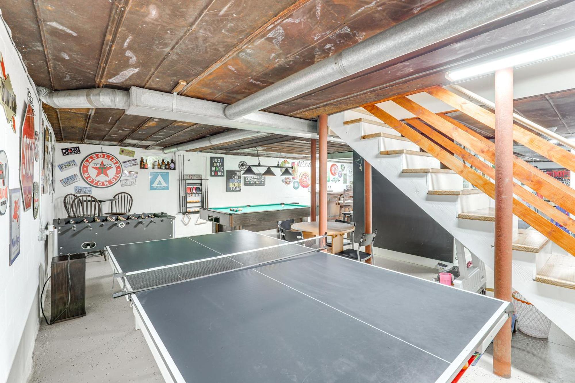 Updated Marshall Home With Fire Pit And Game Room! 외부 사진